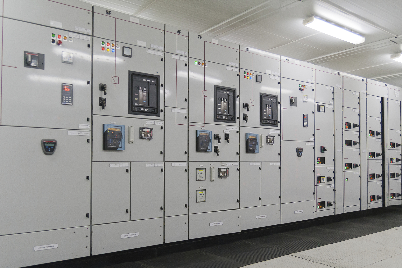 How Switchgear Monitoring Helps Detect Breaker Failure